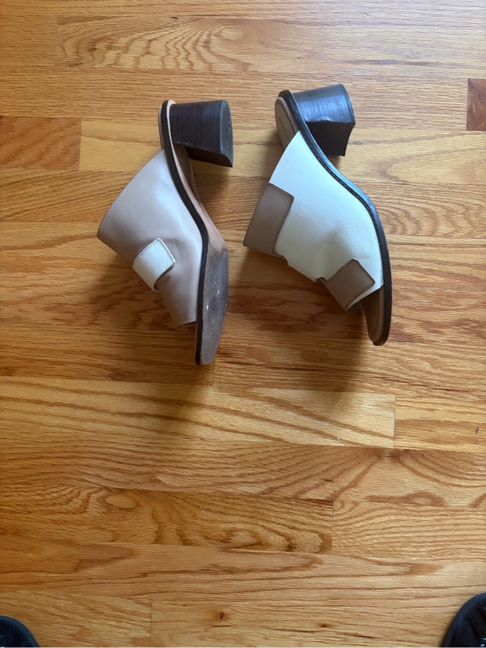 Donald J. Pliner Cream and Taupe Leather Slide Sandals - Picture 2 of 2